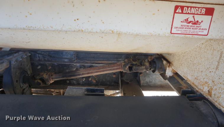 image for item DF1723 2001 Kenworth T300 feed mixer truck