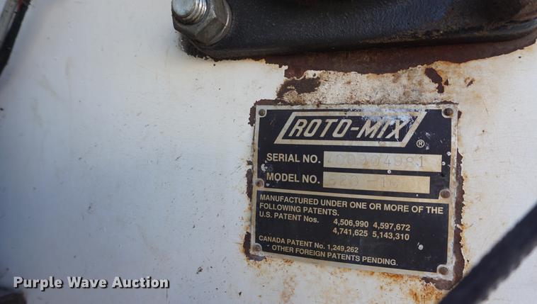 image for item DF1723 2001 Kenworth T300 feed mixer truck