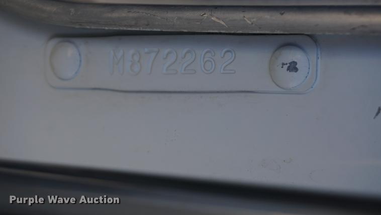 image for item DF1723 2001 Kenworth T300 feed mixer truck