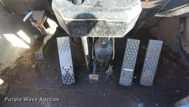 image for item DF1724 1989 John Deere 544E wheel loader