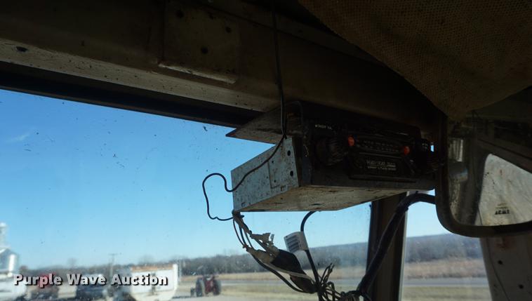 image for item DF1724 1989 John Deere 544E wheel loader