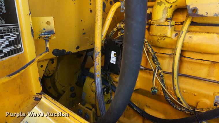 image for item DF1724 1989 John Deere 544E wheel loader