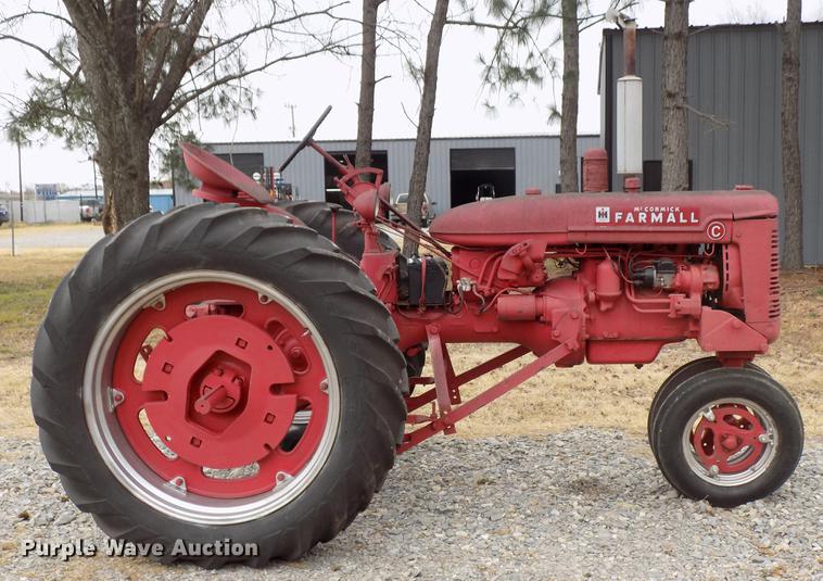 image for item DF2110 Mccormick Farmall tractor