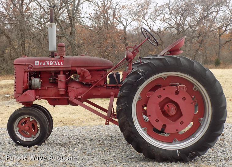 image for item DF2110 Mccormick Farmall tractor
