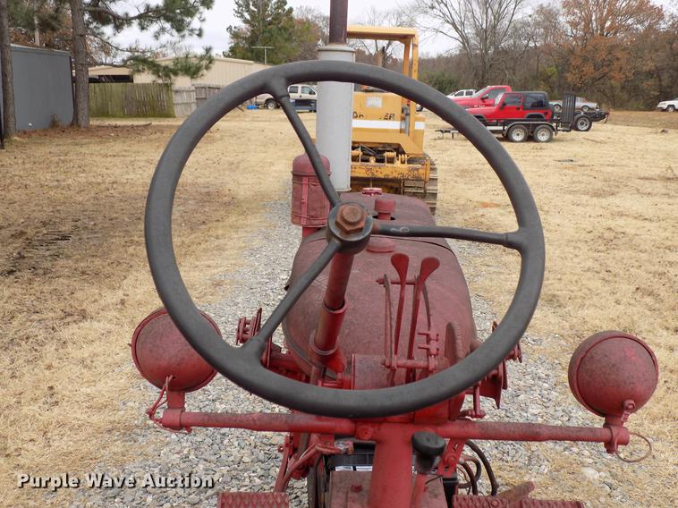 image for item DF2110 Mccormick Farmall tractor
