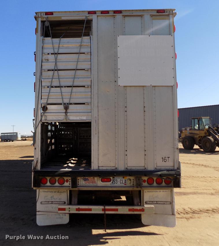 image for item DF2837 1994 Barrett Eagle Cattle Pot livestock trailer