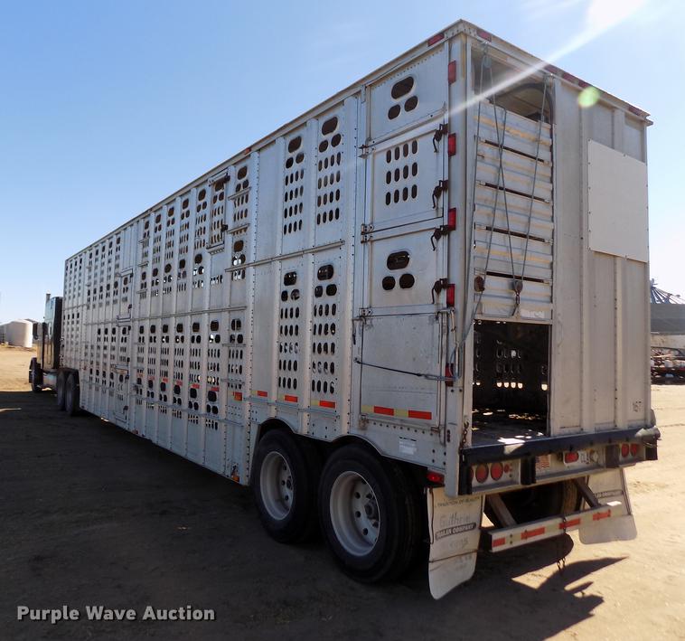 image for item DF2837 1994 Barrett Eagle Cattle Pot livestock trailer