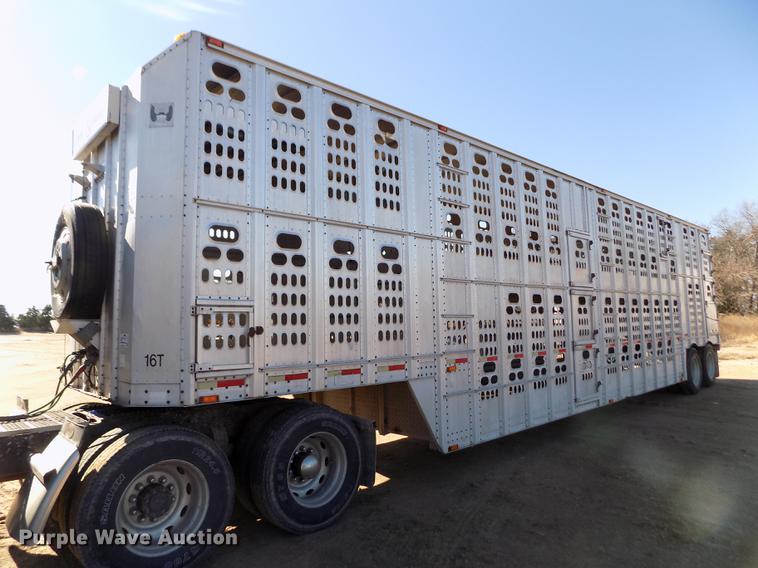 image for item DF2837 1994 Barrett Eagle Cattle Pot livestock trailer