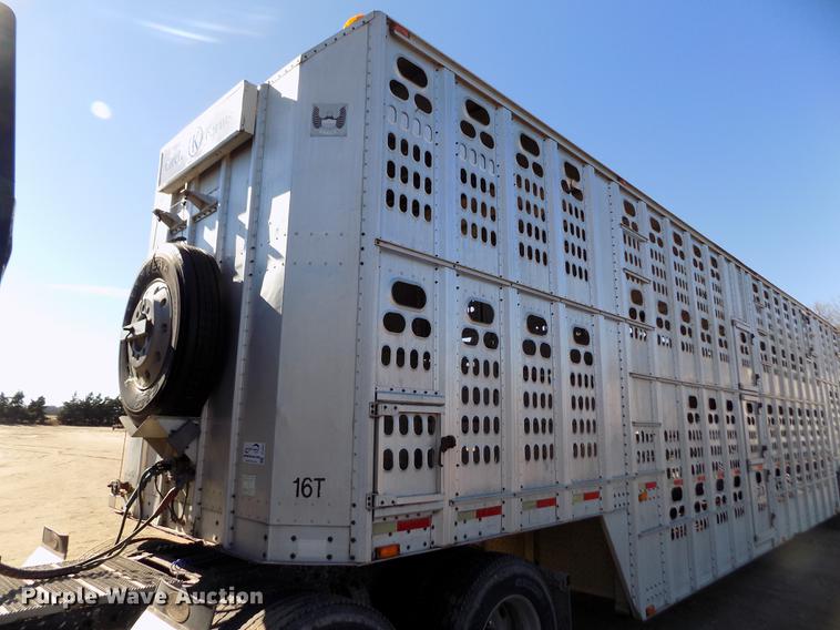 image for item DF2837 1994 Barrett Eagle Cattle Pot livestock trailer