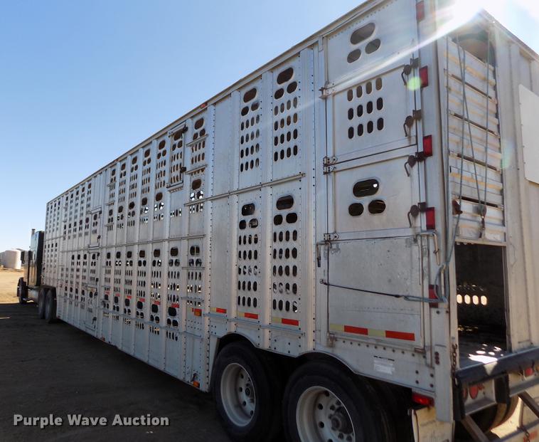 image for item DF2837 1994 Barrett Eagle Cattle Pot livestock trailer