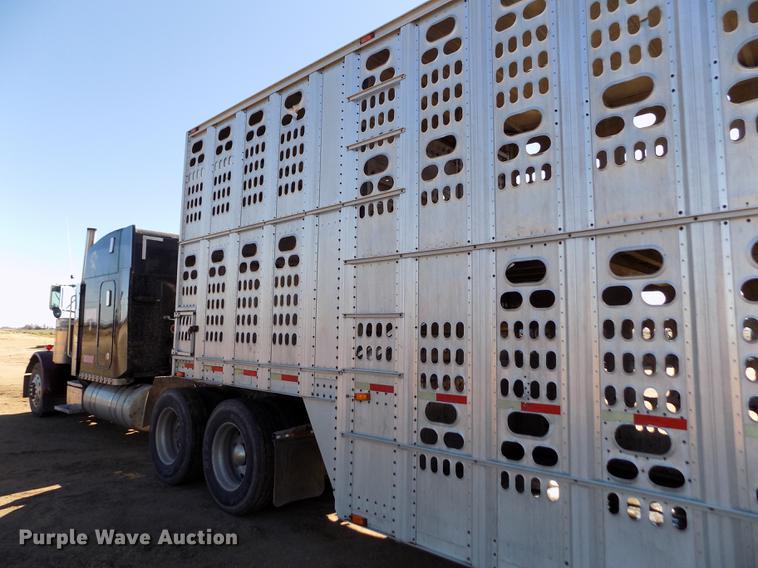 image for item DF2837 1994 Barrett Eagle Cattle Pot livestock trailer