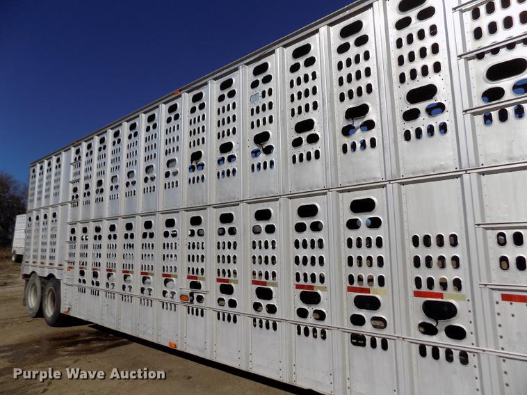 image for item DF2837 1994 Barrett Eagle Cattle Pot livestock trailer
