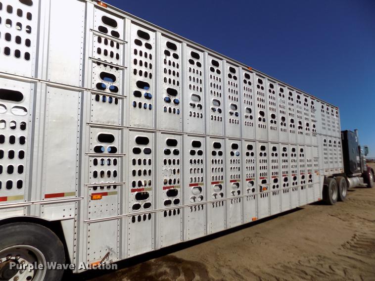 image for item DF2837 1994 Barrett Eagle Cattle Pot livestock trailer