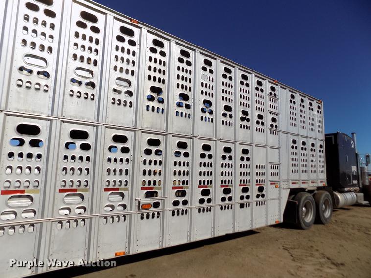 image for item DF2837 1994 Barrett Eagle Cattle Pot livestock trailer