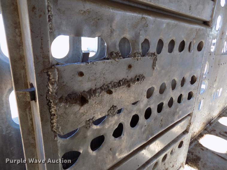 image for item DF2837 1994 Barrett Eagle Cattle Pot livestock trailer