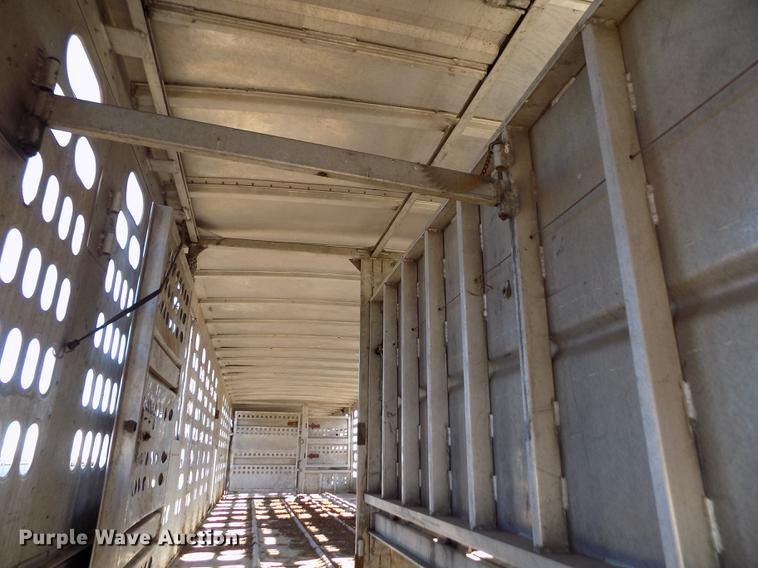 image for item DF2837 1994 Barrett Eagle Cattle Pot livestock trailer