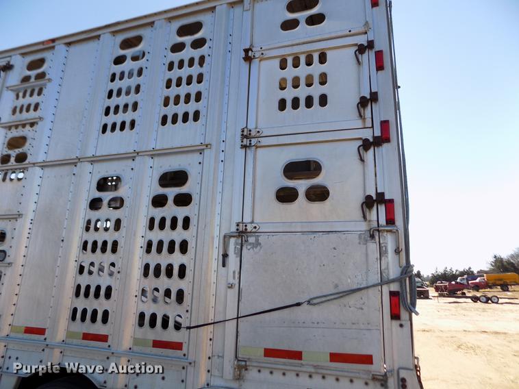 image for item DF2837 1994 Barrett Eagle Cattle Pot livestock trailer