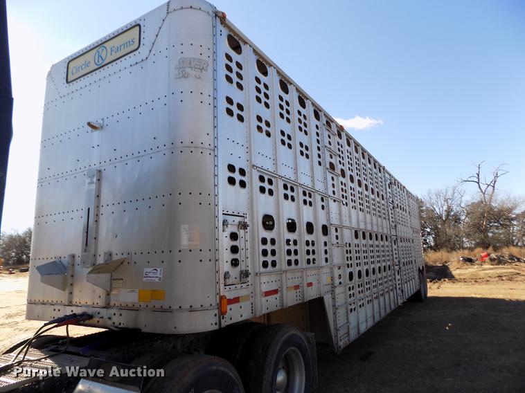 image for item DF2838 1989 Wilson livestock trailer