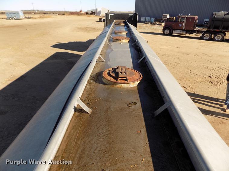 image for item DF2839 1956 Fruehauf tank trailer