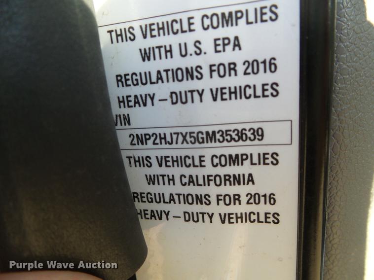 image for item DF2840 2016 Peterbilt 337 feed mixer truck