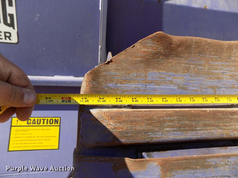 image for item DF2841 1997 Ford L8000 Louisville feed mixer truck