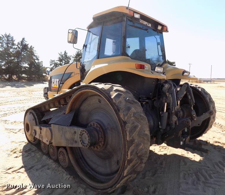 image for item DF2842 2000 Caterpillar Challenger 55 tractor