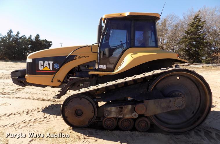 image for item DF2842 2000 Caterpillar Challenger 55 tractor