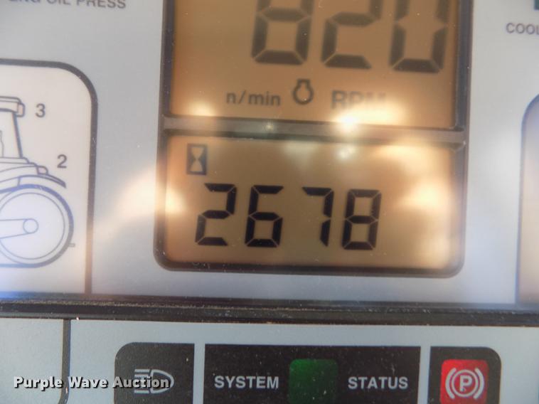 image for item DF2842 2000 Caterpillar Challenger 55 tractor