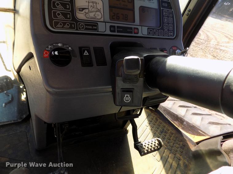 image for item DF2842 2000 Caterpillar Challenger 55 tractor