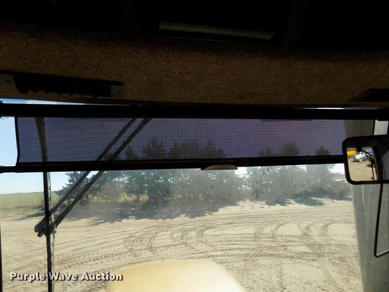 image for item DF2842 2000 Caterpillar Challenger 55 tractor