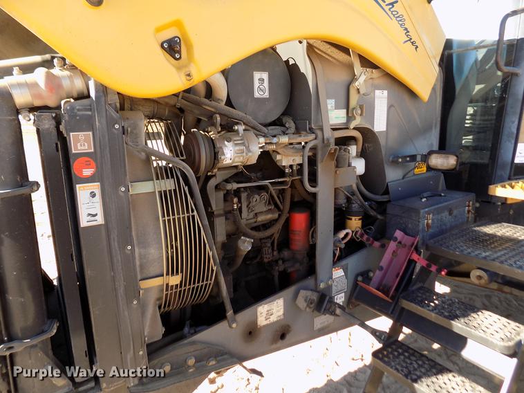 image for item DF2842 2000 Caterpillar Challenger 55 tractor
