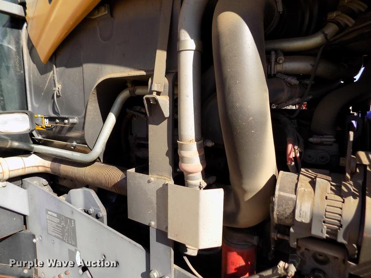 image for item DF2842 2000 Caterpillar Challenger 55 tractor