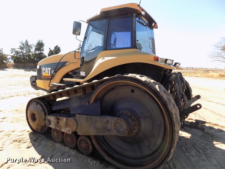 image for item DF2842 2000 Caterpillar Challenger 55 tractor