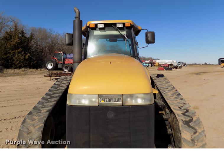 image for item DF2842 2000 Caterpillar Challenger 55 tractor