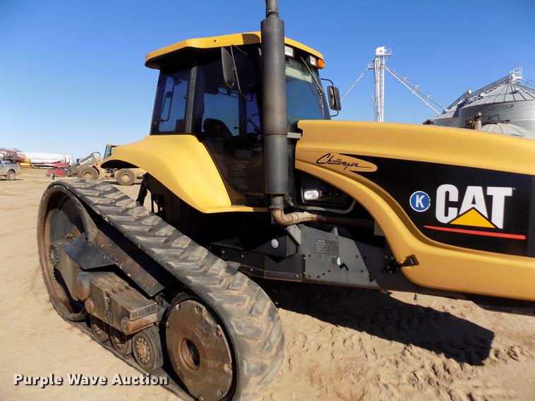 image for item DF2842 2000 Caterpillar Challenger 55 tractor