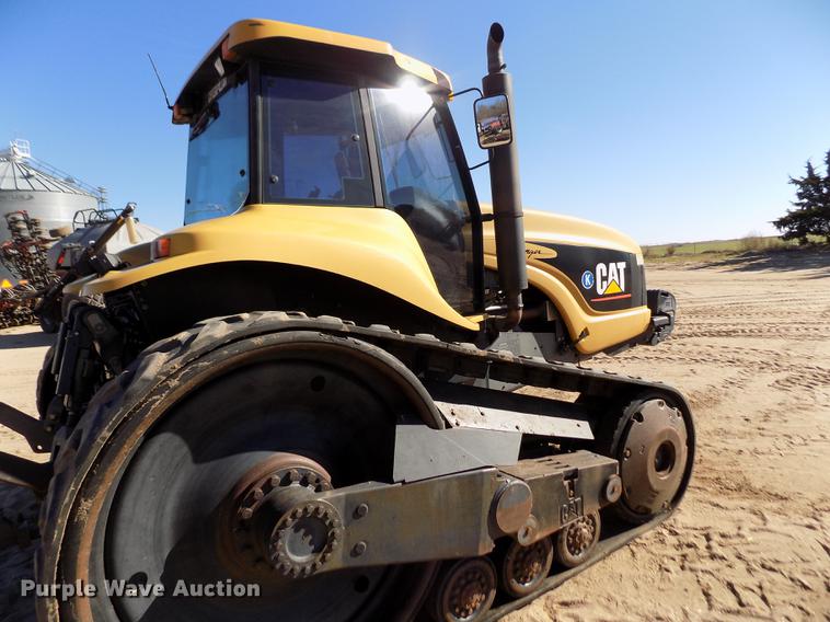 image for item DF2842 2000 Caterpillar Challenger 55 tractor