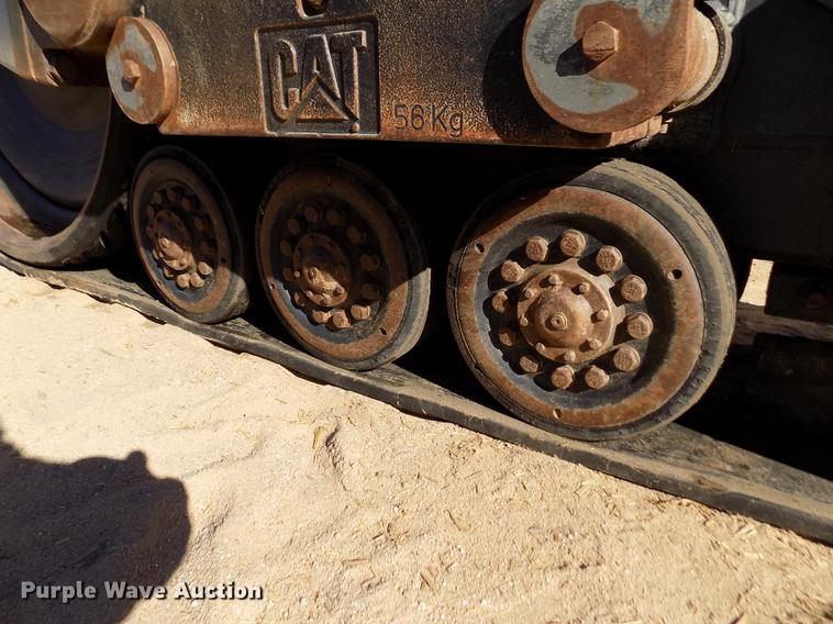 image for item DF2842 2000 Caterpillar Challenger 55 tractor