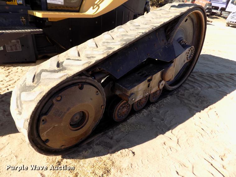 image for item DF2842 2000 Caterpillar Challenger 55 tractor