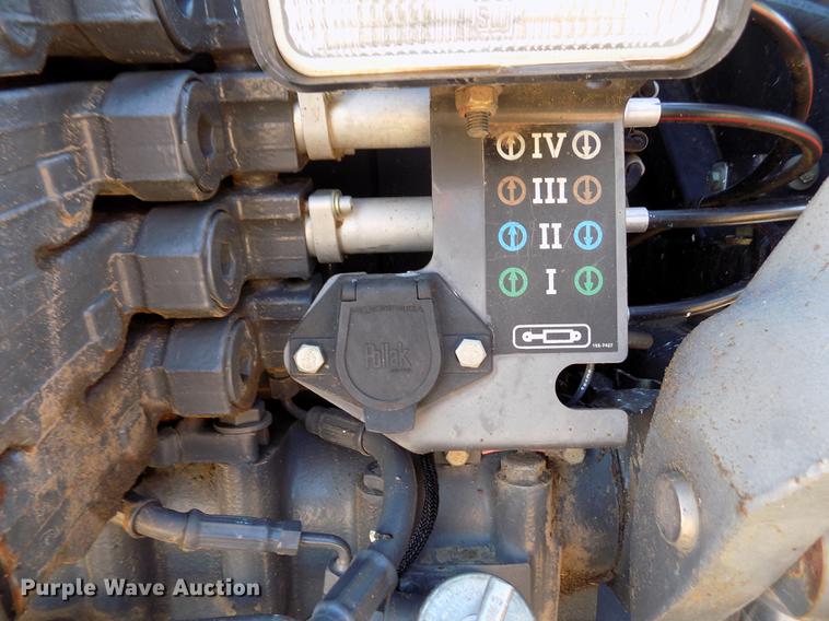 image for item DF2842 2000 Caterpillar Challenger 55 tractor