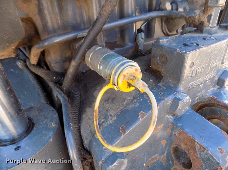 image for item DF2842 2000 Caterpillar Challenger 55 tractor