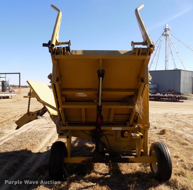 image for item DF2843 HayBuster 256 Plus II bale processor
