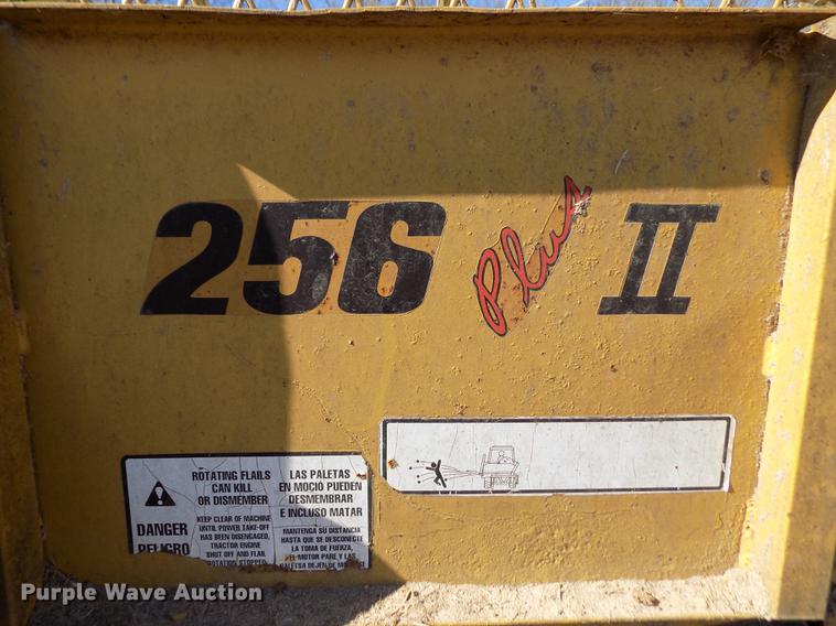 image for item DF2843 HayBuster 256 Plus II bale processor