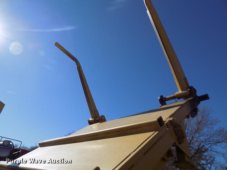 image for item DF2843 HayBuster 256 Plus II bale processor