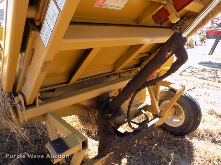 image for item DF2843 HayBuster 256 Plus II bale processor