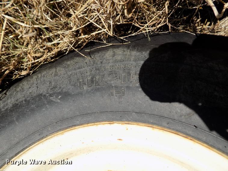 image for item DF2843 HayBuster 256 Plus II bale processor