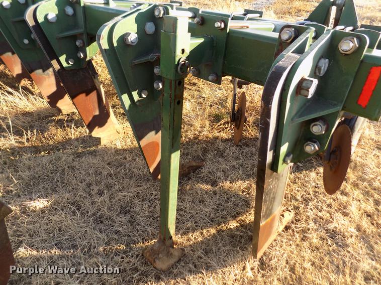 image for item DF2846 QuinStar Soil Shark II SS-21 in-line ripper