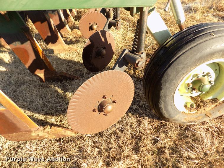 image for item DF2846 QuinStar Soil Shark II SS-21 in-line ripper