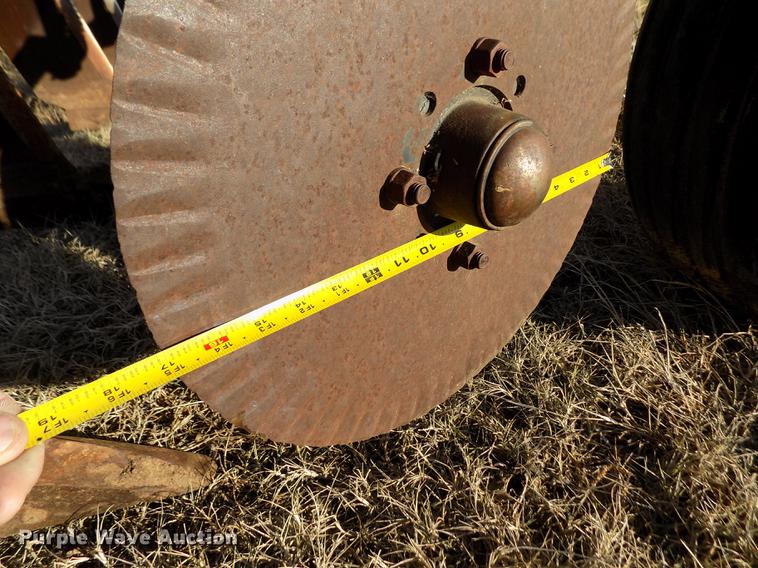 image for item DF2846 QuinStar Soil Shark II SS-21 in-line ripper