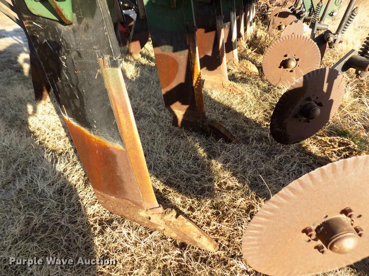 image for item DF2846 QuinStar Soil Shark II SS-21 in-line ripper