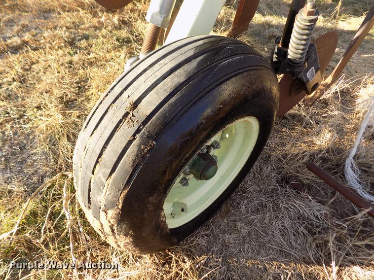 image for item DF2846 QuinStar Soil Shark II SS-21 in-line ripper